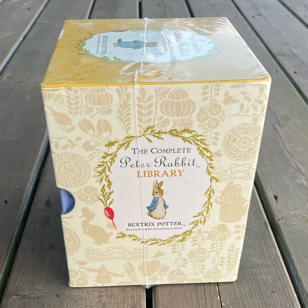 The Complete Peter Rabbit Library by Beatrix Potter 23 Book Boxed Set - Picture 4 of 12